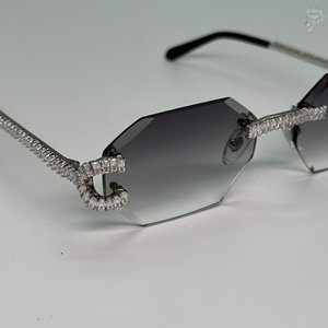 Gafas de Sol de Lujo con Cristales Negros Degradados Geométricos y Montura de Diamantes Moissanite, Estilo Hip Hop para Hombre y Mujer - Product Image 4