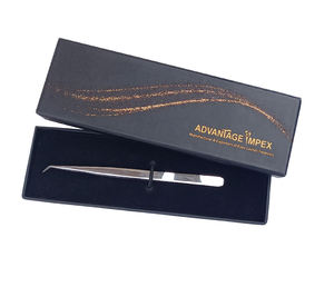 Pince à cils incurvée de qualité supérieure à 75 degrés, emballage personnalisé, antirouille, légère, spéciale pour les formateurs en extension de cils, taille de la pointe 0.5 - Product Image 2