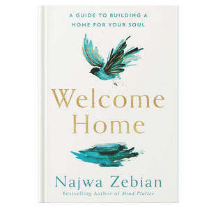 Bienvenue à la maison par l'auteur Najwa Zebian, impression de livre broché personnalisé à couverture souple - Product Image 3