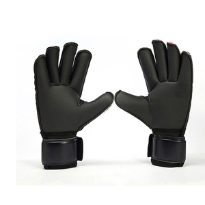 Gants de gardien de but de football personnalisés de haute qualité pour l'extérieur, avec protection des doigts et grip optimal, en gros - Product Image 2