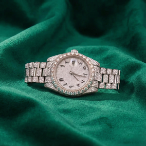 Reloj con Esfera Árabe con Incrustaciones de Diamantes, Reloj de Pulsera de Acero Inoxidable de Lujo con Aspecto de Diamantes Plateados - Product Image 1