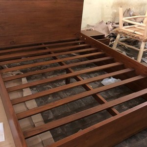 Lit plateforme scandinave en teck massif avec sommier à lattes et tête de lit large, écologique et durable, tailles King/Queen - Product Image 3