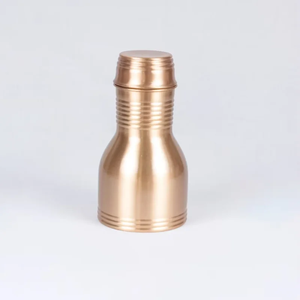 ขวดน้ำทองแดงบริสุทธิ์คุณภาพสูง 1000 มล. ดีไซน์มินิมอล เป็นมิตรกับสิ่งแวดล้อม ดื่มได้โดยตรง พร้อมบรรจุภัณฑ์พรีเมียม - Product Image 4