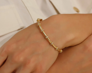 Pulsera de Oro Rosa de 14K con Diamante de Laboratorio de 0.20ct, Diseño Trenzado y Eslabones en Tono Bar, con Eslabón Decorativo Elegante, Set de Regalo Personalizado - Product Image 5