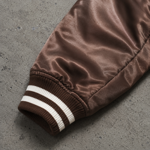 Chaqueta Varsity de Satén Marrón para Hombre, Bordado de Ángel, Corte Regular, Estilo Casual Otoñal, Cuello Camisero - Product Image 5