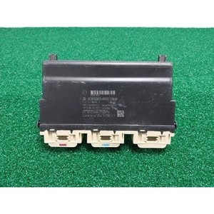 ECUs y Módulos de Computación Usados de Clase S A1669008506 - Product Image 1