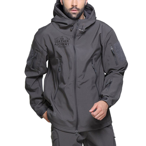 Chaquetas Softshell para Hombre, Ligeras, Resistentes al Agua, Material Ecológico de Poliéster, Chaquetas Urbanas para Hombre de Pakistán - Product Image 1