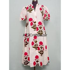 Robe midi en tissu tricoté 100% coton pour femmes, imprimé floral, coupe évasée, col en V, manches courtes, décoration boutonnée, respirante, lavable - Product Image 2