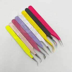 แหนบต่อขนตาสแตนเลสแบบมืออาชีพทำด้วยมือเคลือบผงหลากหลายลายเพชรสีทองอย่างยั่งยืน - Product Image 2