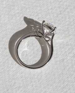 Anillo de compromiso de diamante cultivado en laboratorio de 3 quilates al por mayor, oro de 10k 14k, plata 925, anillo clásico de púas solitario tipo catedral, fabricación. - Product Image 5