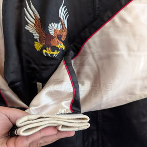 Chaqueta Sukajan Moderna y Elegante para Hombre, Ligera, de Tela Satinada, con Cierre Frontal, Transpirable, Ecológica, Cómoda y a la Moda - Product Image 6