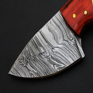 Cuchillo Utilitario de Acero de Damasco Hecho a Mano A&M ENTERPRISES con Hoja de Punta Caída, Estilo Desollador de Grado Industrial, Mango de Madera, OEM - Product Image 5