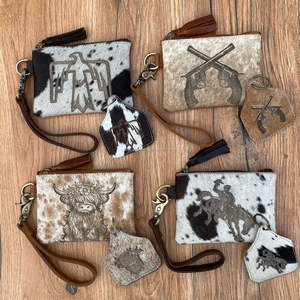 Nuevo pelo de moda en cuero de vaca grabado láser muñequera borla cremallera bolsa cuero de vaca grabado láser llavero Combo conjuntos - Product Image 5