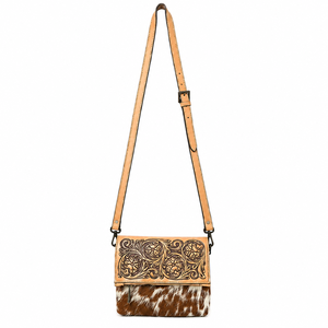 Bolso bandolera de cuero de vaca con pelo, hecho a mano, estilo western, con herramientas, correa ajustable, para mujer, uso diario. - Product Image 1
