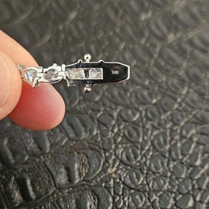 Elegante y Moderna Pulsera para Mujer de Oro Blanco de 18K con Diamante Ovalado de 17Ct Cultivado en Laboratorio, Chapado en Rodio, Certificado IGI - Product Image 3