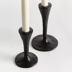 Ensemble de 2 porte-bougies en fer pour la décoration de la maison, design durable - Product Image 3