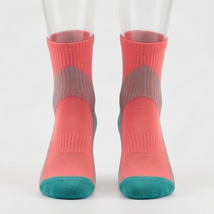 Calcetines Deportivos Transpirables de Longitud Corta para Correr, Personalizables en Color, para Gimnasio, Entrenamiento y Fitness, Muestra Rápida OEM - Product Image 1