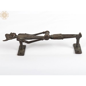 Homme tibal de 9 pouces fait à la main avec poignée de porte Dholak Article de décoration unique Fabriqué en Inde Article artisanal - Product Image 4