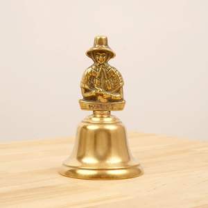 Cloche à main en laiton de style antique de qualité supérieure 100 %, avec poignée en métal, pour les enseignants, la décoration intérieure et les collections classiques. - Product Image 5