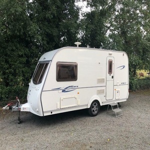 Nouvelle conception de caravane miniature Reign, remorque de voyage pour 4 personnes, structure en aluminium, style moderne avec cuisine coulissante, sol en bois - Product Image 6