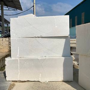 Bloque de Mármol Blanco Vietnamita Crudo Directo de Cantera, Gran Tamaño, Piedra Natural Moderna para Cortar en Losas y Azulejos para Uso en Apartamentos - Product Image 3