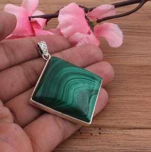 Colgante de malaquita verde natural y peridoto, collar de plata de ley hecho a mano con piedras preciosas, joyería boho, regalo para mujer - Product Image 3