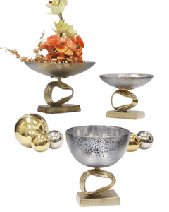 Brûleur à Bakhoor en laiton vintage avec large bol et détails raffinés, finition antique en laiton doré - Product Image 1