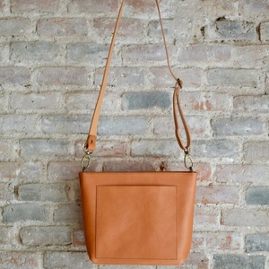 Sac fourre-tout pour femmes de grande capacité en cuir véritable de haute qualité, design nouveau, tendance, toutes saisons, couleur et logo personnalisables, AV-0004 - Product Image 6
