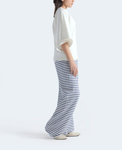 Camiseta Cómoda para Mujer, Fabricada en Pakistán, Camiseta Blanca de Manga Ancha para Mujer, Corte Holgado, Camiseta Cómoda - Product Image 4