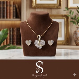 Ensemble collier pendentif cœur personnalisé en moissanite Glash sertie de pierres, avec chaîne à maillons et boucles d'oreilles, pour mariage, fiançailles, bijoux de mode, cadeau - Product Image 1