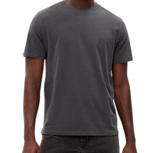 เสื้อยืดคอกลมผู้ชายแบบเรียบง่าย แขนสั้น สวมใส่สบาย ระบายอากาศได้ดี น้ำหนักเบา เหมาะสำหรับใส่ทุกวัน ผู้ผลิต OEM - Product Image 3