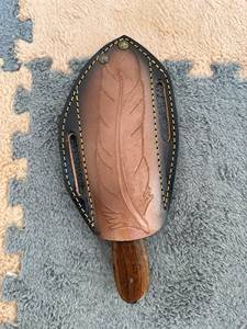 Cuchillo de Acero de Damasco Forjado a Mano con Hoja Fija, Punta Clip, Espiga Recta, Mango de Madera, Borde Biselado, Diseño Artístico OEM - Product Image 3