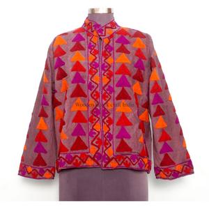 Chaqueta Bordada con Nuevo Patrón de Alta Calidad, Estilo Boho Hippie Indio para Mujer, Chaqueta para Fiesta - Product Image 1