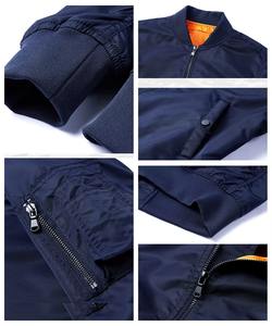 บริการ OEM เสื้อแจ็คเก็ตบอมเบอร์พัฟเฟอร์ผู้ชายแบบปรับแต่งได้ ผ้าแคนวาส คอตั้ง มีฮู้ด กันลม แขนยาว สำหรับฤดูหนาว ราคาสมเหตุสมผล คุณภาพสูง - Product Image 6