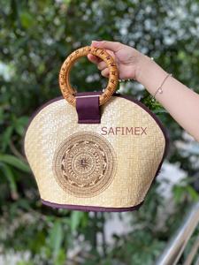 Bolso Tote de Paja con Diseño Geométrico Hecho a Mano, Forma de Almohada, Flores, Dos Asas, Parte Superior Abierta, Ecológico, Duradero, Portátil, Lavable a Mano - Product Image 3