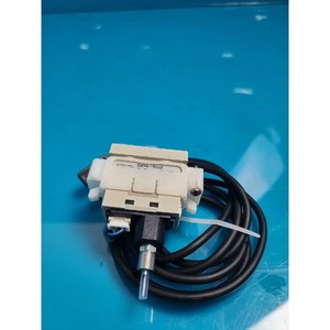 SUNX DP4-50Z d'occasion, état actuel, pièces d'équipement semi-conducteur de marque Legacy - Product Image 5