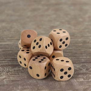 Dados de madera - Product Image 1