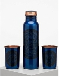 Regalo de Boda, Botella de Cobre con Acabado de Esmalte Azul Oscuro y Estampado Árabe, Regalos para Invitados - Product Image 1