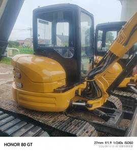 Excavatrice sur chenilles CAT 305 d'occasion, d'origine japonaise, 5 tonnes, peinture d'origine, pour l'agriculture et la construction - Product Image 2