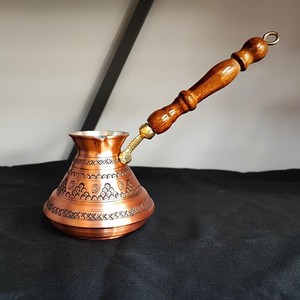 Cafetière turque en cuivre de qualité supérieure, cafetière arabe, cafetière traditionnelle Cezve pour la préparation du café à la maison et en cuisine - Product Image 1