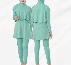 Ensemble tailleur modeste pour femme : robe trapèze violette à col montant et manches longues avec pantalon, en fibre de polyester respirante, longueur genou, tenue de cérémonie - Product Image 2