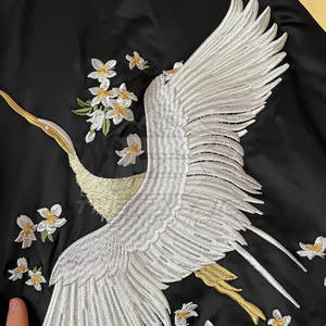 Chaqueta Sukajan Clásica Bordada de Moda Urbana con Tela Suave y Ajuste Cómodo para Uso Casual - Product Image 4