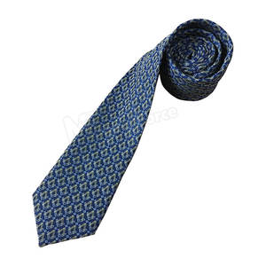 Corbata Masónica de Diseño Premium con Detalles Elegantes y Ajuste Cómodo para Uso Ceremonial - Product Image 1