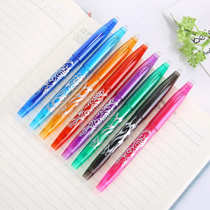 Stylos à bille roulante effaçables à encre gel 0.5mm Stylos à bille roulante à séchage rapide avec gomme Ensemble de 8 couleurs