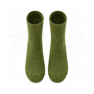 Soft Men's Polyester/Nylon Blend Autumn Knitted Crew Length Comfortable Flexible Breathable Eco-Friendly Everyday <b>Socks</b> <b>Moisture</b> - Product Image 4