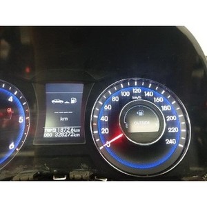 แผงหน้าปัดรถยนต์ i40 Combi, Sedan ปี 2011-2015 มือสอง ของแท้ รหัสอะไหล่ 940013Z350 - Product Image 3