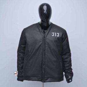 Chaqueta de Cuero PU Negra para Hombre a Precio Económico al por Mayor, con Logotipo Bordado, Cierre de Botones Delanteros, Corte Regular, Estilo Casual, para Otoño - Product Image 1