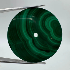 หน้าปัดนาฬิกา A K Gems Natural Malachite รุ่น GMC-1058W28.5 มม. หน้าปัดกลมขัดเงาด้านเดียว ความหนา 0.6 มม. - Product Image 1