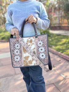 Sac fourre-tout en fourrure de vachette véritable sac à main en cuir de style Hair On Hide Carving Hand Tooled Bags For Women's Multi Use - Product Image 3