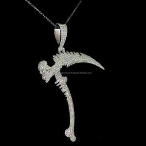 Pendentif personnalisé en forme de crâne en argent sterling 925 plaqué or avec diamant moissanite pour fête, design personnalisé - Product Image 4